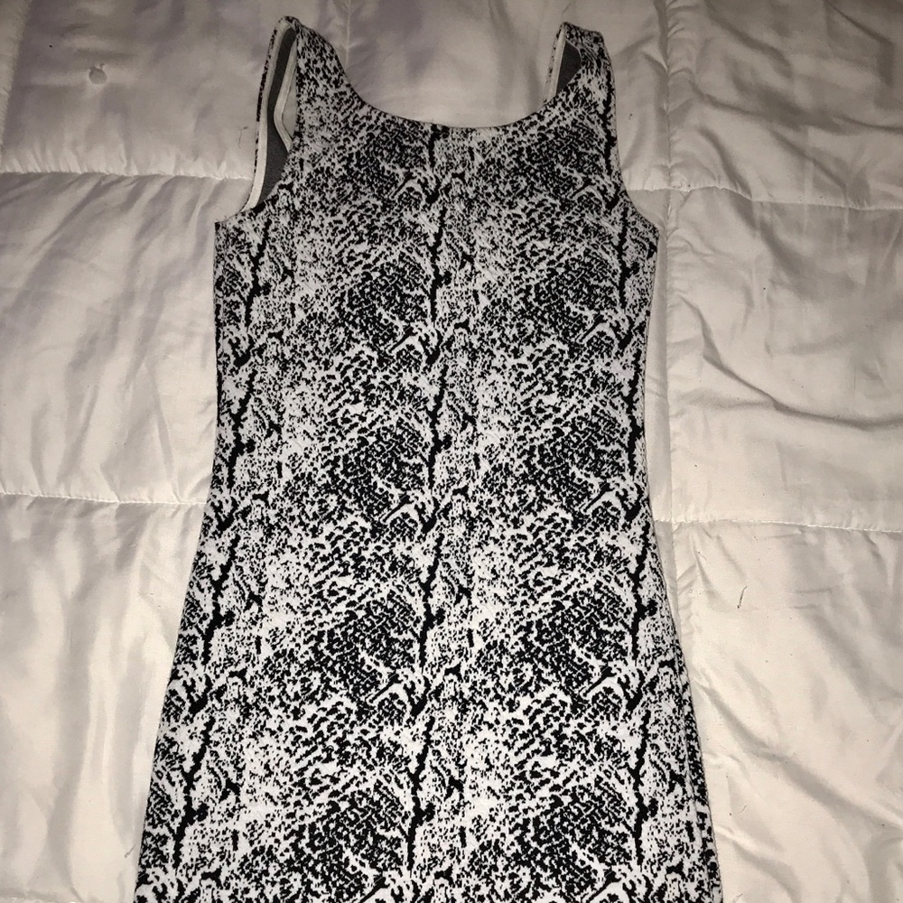 Black and white patterned tight mini dress